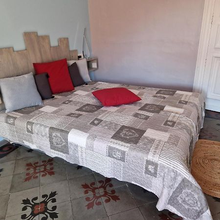 Bed and Breakfast Chez Dedou Et Madou Florensac Exteriér fotografie