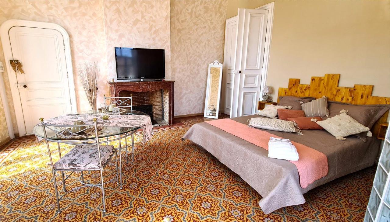 Bed and Breakfast Chez Dedou Et Madou Florensac Exteriér fotografie