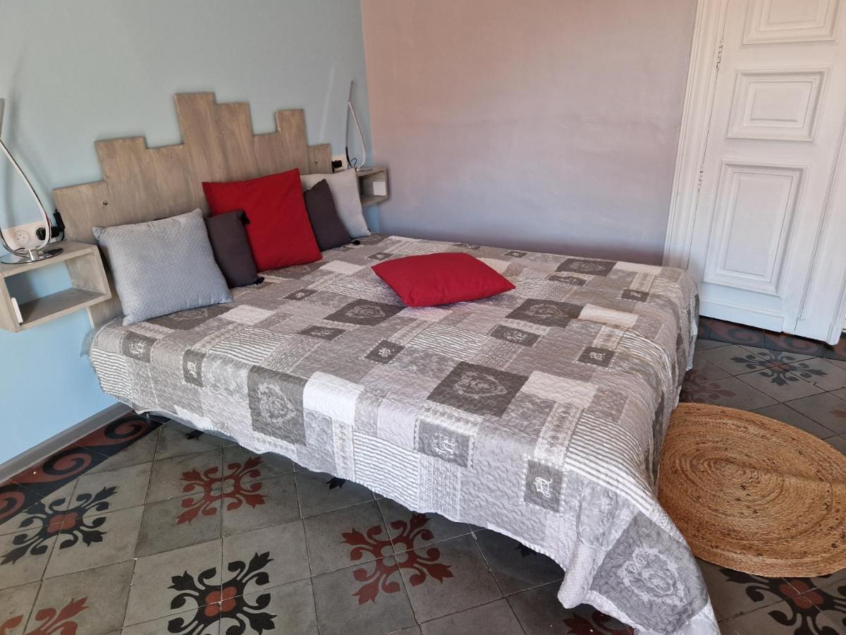 Bed and Breakfast Chez Dedou Et Madou Florensac Exteriér fotografie